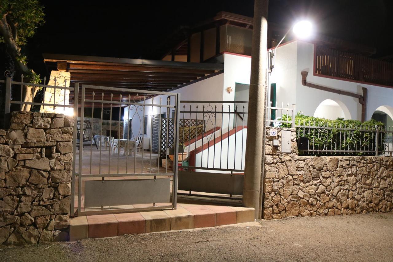Villa Claudia vacanze Torre Suda Exterior foto